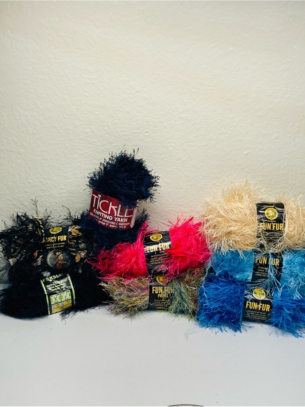 ~400g / 14.3oz 8 NWT Fun Fur Eyelash Yarn Bundle in Black, Hot Pink, Blue, Cream